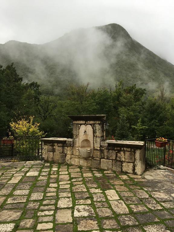 Country House Casale Kolidur Hostal Guardiaregia Exterior foto
